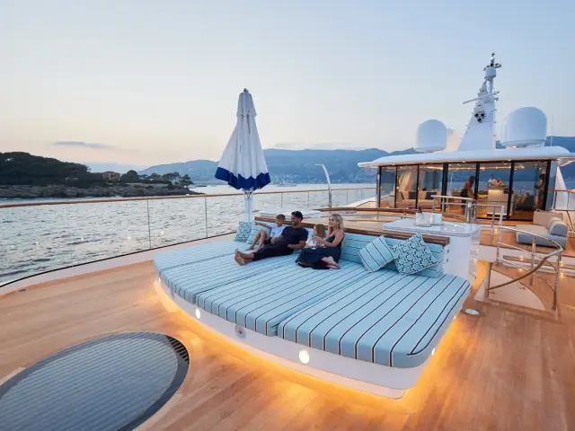 CORAL OCEAN | Lürssen 73m — 14 / 72