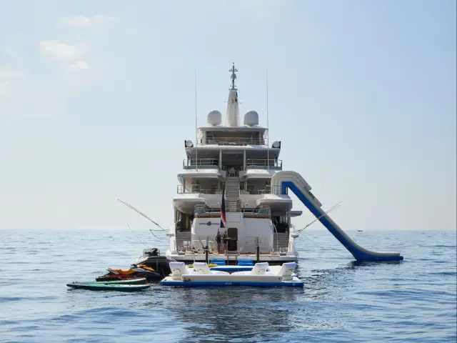 CORAL OCEAN | Lürssen 73m — 8 / 72