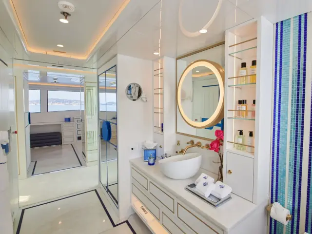 CORAL OCEAN | Lürssen 73m — 38 / 72
