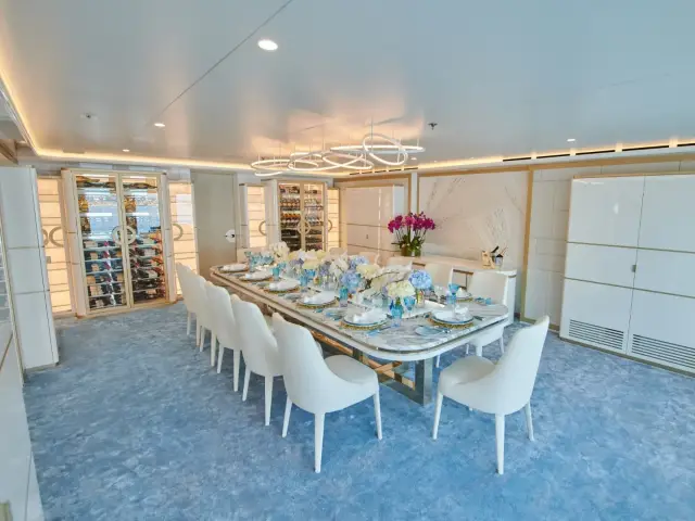 CORAL OCEAN | Lürssen 73m — 52 / 72