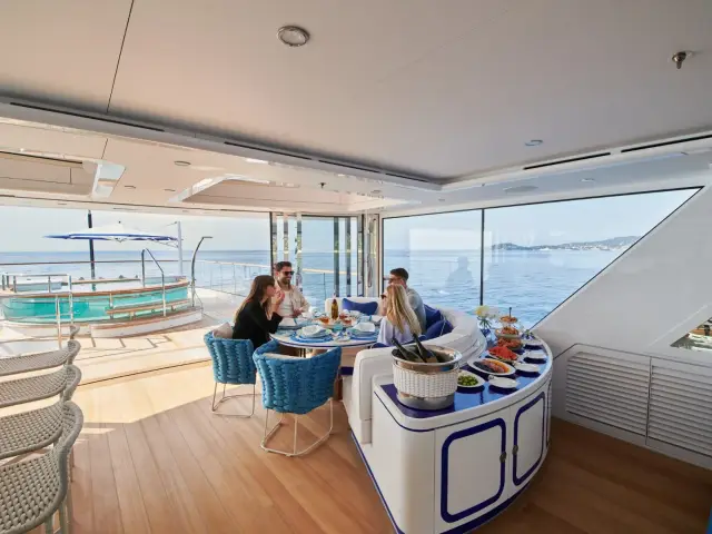CORAL OCEAN | Lürssen 73m — 28 / 72