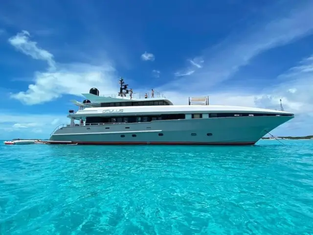OCULUS | Oceanfast 128 — 2 / 22