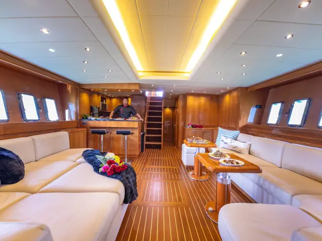 HAPPY | Mangusta 80 Sport — 26 / 29