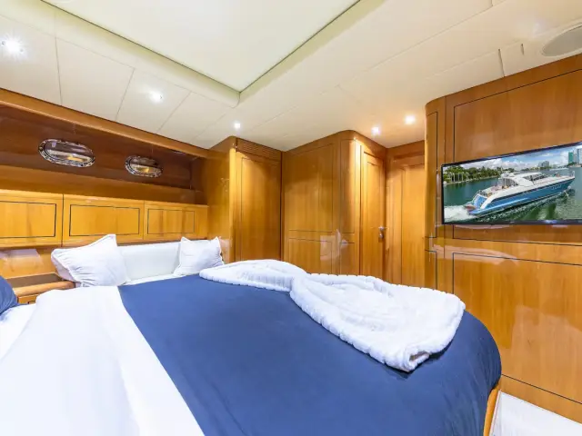 HAPPY | Mangusta 80 Sport — 28 / 29