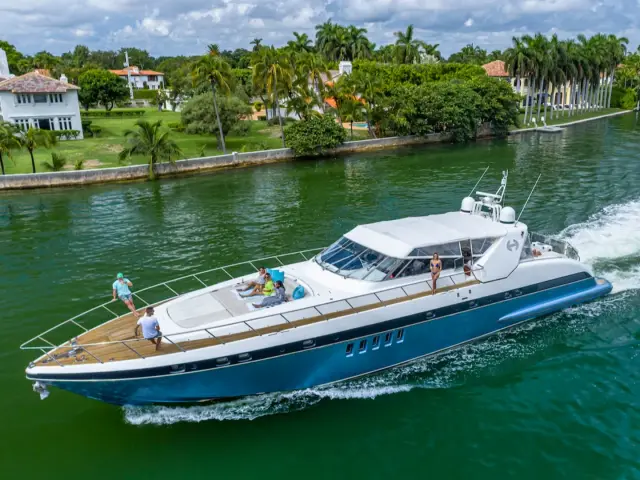 HAPPY | Mangusta 80 Sport — 11 / 29