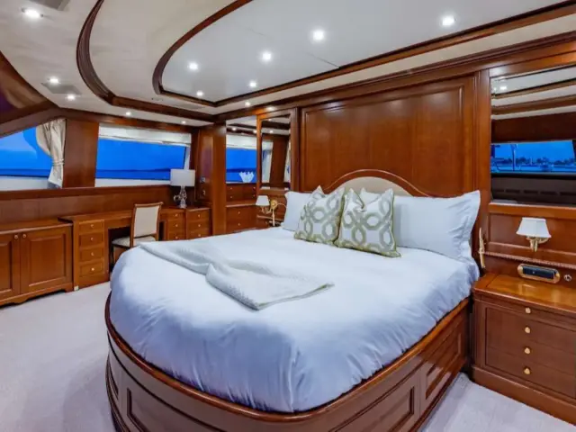 NAMASTE | Benetti 121 — 40 / 57