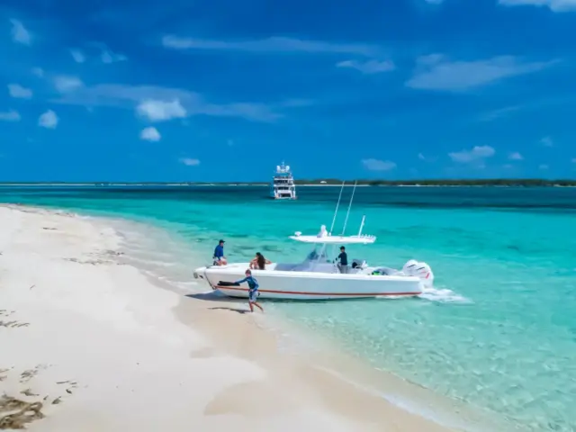 NAMASTE | Benetti 121 — 21 / 57