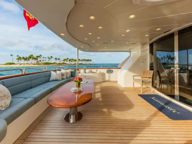 NAMASTE | Benetti 121 — 28 / 57