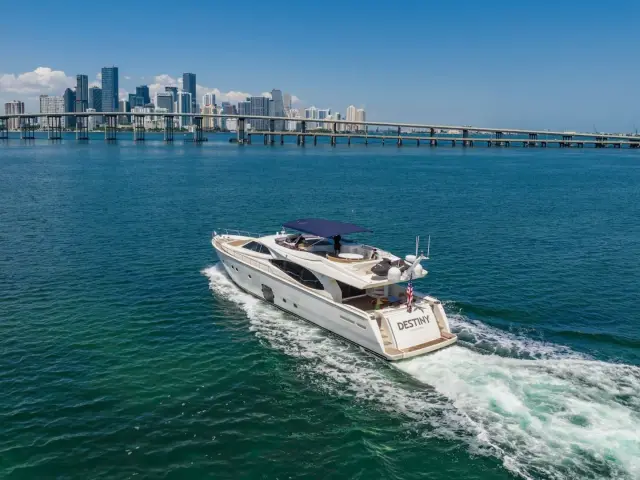 DESTINY | Ferretti 780 Fly — 8 / 38