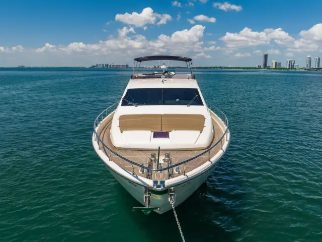 DESTINY | Ferretti 780 Fly — 11 / 38