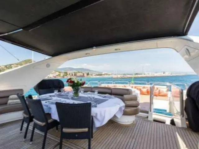 ACCAMA DELTA | Azimut 100 Jumbo — 14 / 24