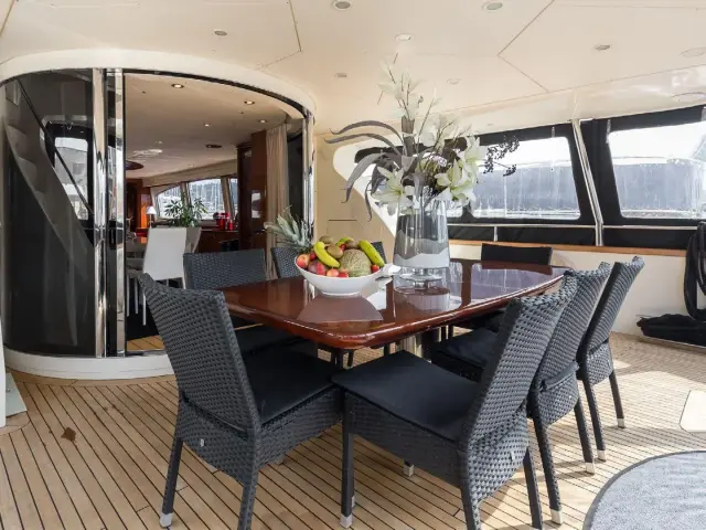 ACCAMA DELTA | Azimut 100 Jumbo — 16 / 24