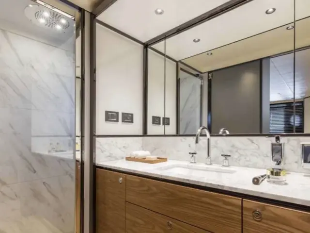 ABSOLUTE | Absolute Navetta 68  — 27 / 27