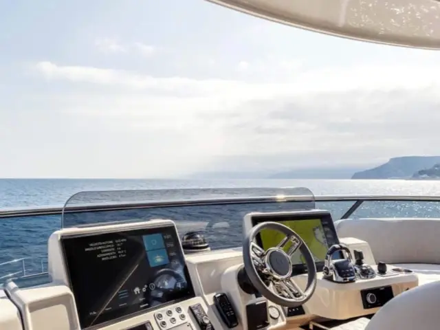 ABSOLUTE | Absolute Navetta 68  — 13 / 27