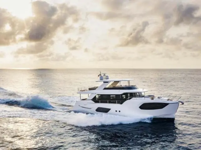 ABSOLUTE | Absolute Navetta 68  — 2 / 27