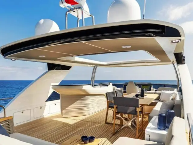 ABSOLUTE | Absolute Navetta 68  — 10 / 27