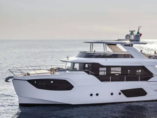 ABSOLUTE | Absolute Navetta 68  — 4 / 27