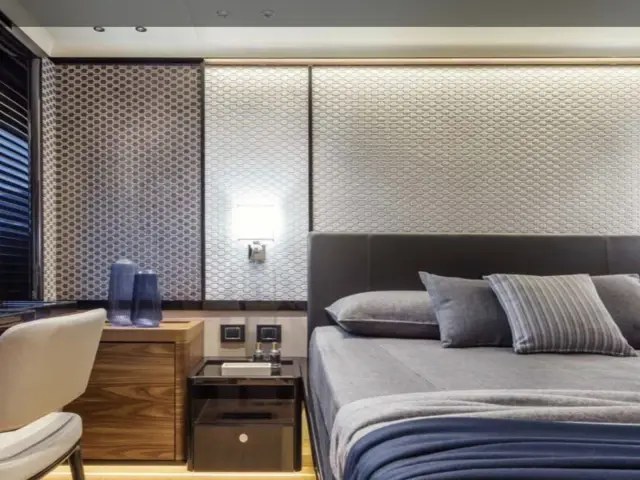 ABSOLUTE | Absolute Navetta 68  — 22 / 27