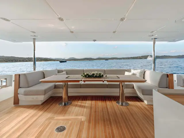 NEMESIS | Azimut 32 Metri — 36 / 101