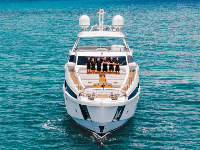 NEMESIS | Azimut 32 Metri — 3 / 101