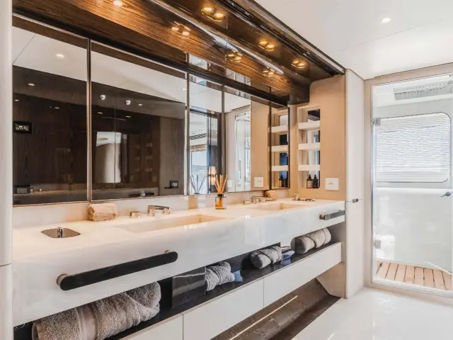 NEMESIS | Azimut 32 Metri — 46 / 101