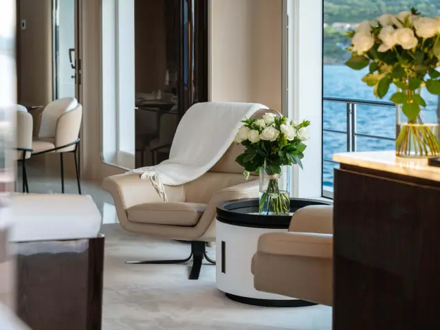 NEMESIS | Azimut 32 Metri — 25 / 101