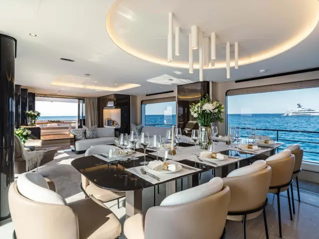 NEMESIS | Azimut 32 Metri — 52 / 101