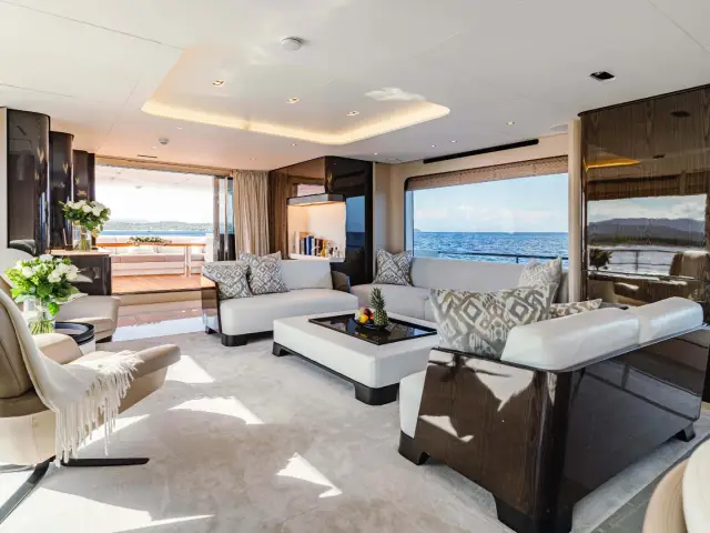 NEMESIS | Azimut 32 Metri — 56 / 101