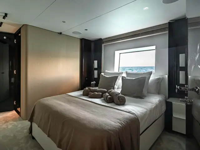 NEMESIS | Azimut 32 Metri — 63 / 101