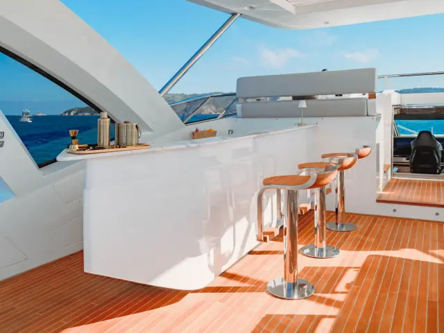 NEMESIS | Azimut 32 Metri — 8 / 101
