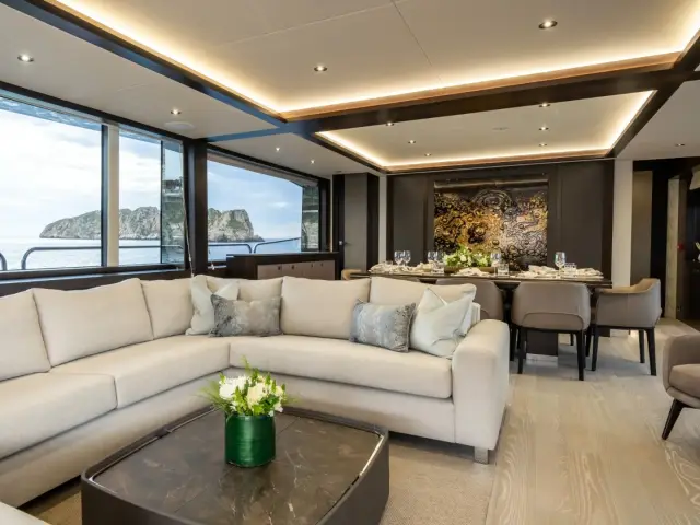 HIGH ENERGY | Sunseeker 95  — 66 / 77