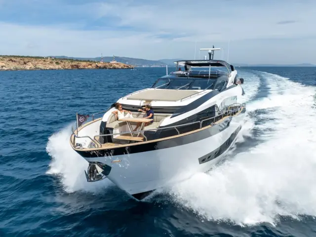 HIGH ENERGY | Sunseeker 95  — 9 / 77
