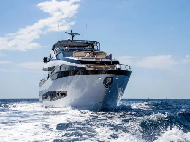 HIGH ENERGY | Sunseeker 95  — 46 / 77