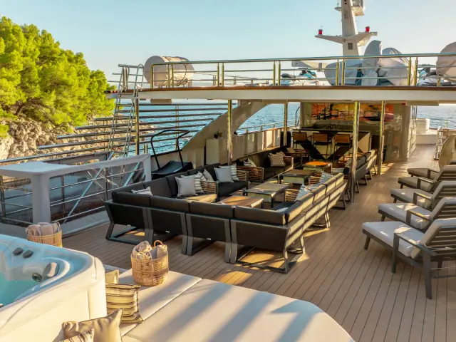 FREEDOM | Radez 48M — 43 / 67