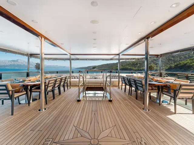 FREEDOM | Radez 48M — 30 / 67
