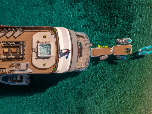 FREEDOM | Radez 48M — 22 / 67