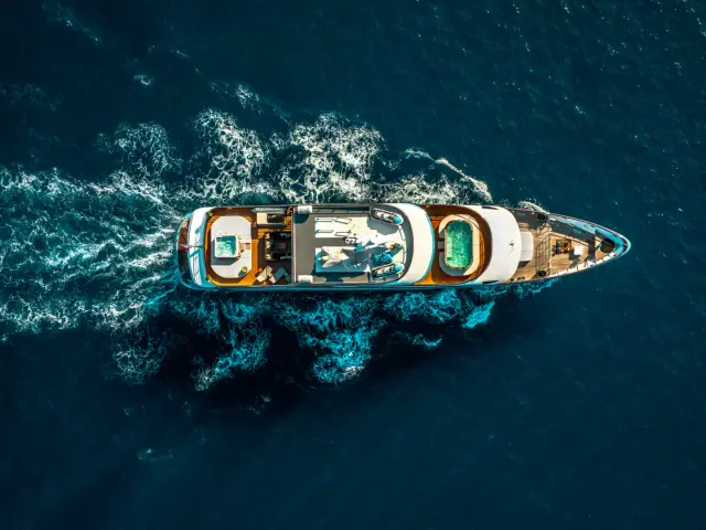 FREEDOM | Radez 48M — 16 / 67