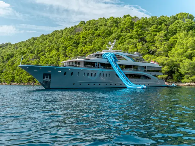 FREEDOM | Radez 48M — 12 / 67