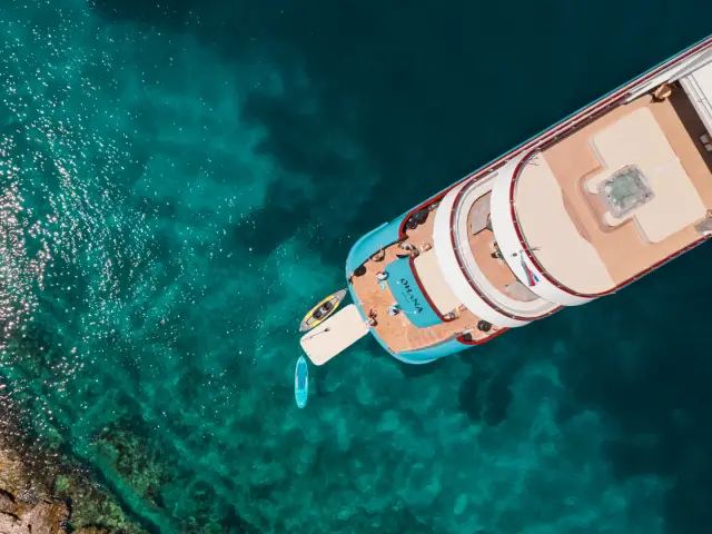 OHANA | Custom 49M — 23 / 70