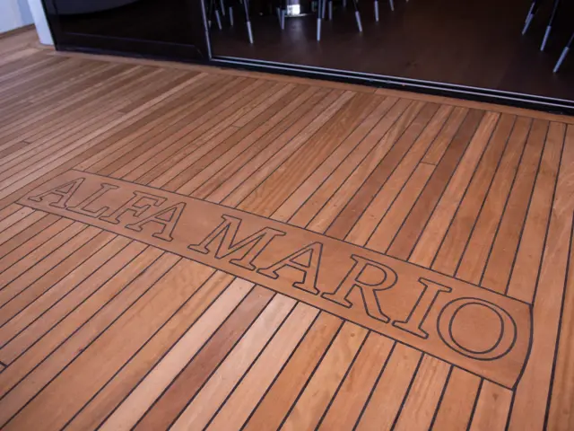 ALFA MARIO | Custom 52M — 18 / 65
