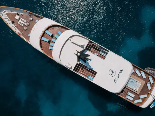 RIVA | Custom 48M — 6 / 52