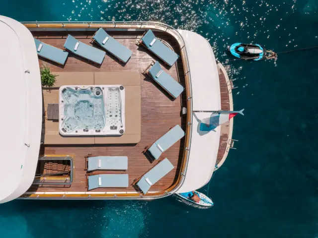 RIVA | Custom 48M — 11 / 52