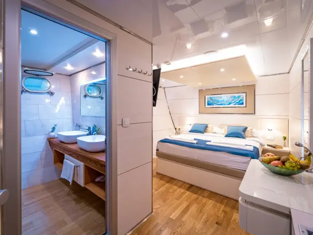 RIVA | Custom 48M — 44 / 52