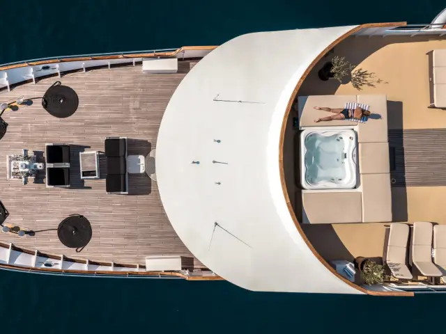 KARIZMA | Custom 48M — 17 / 47