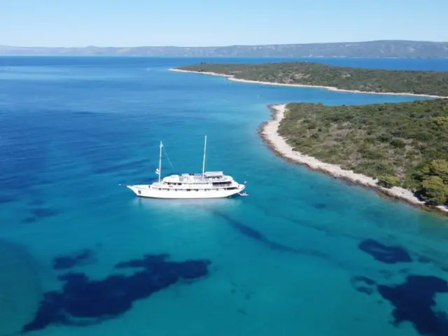 BELLEZZA | Custom 52M — 7 / 30