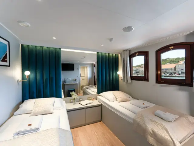 BELLEZZA | Custom 52M — 24 / 30