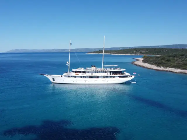 BELLEZZA | Custom 52M — 8 / 30