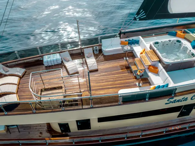SANTA CLARA | Custom 27M — 11 / 46