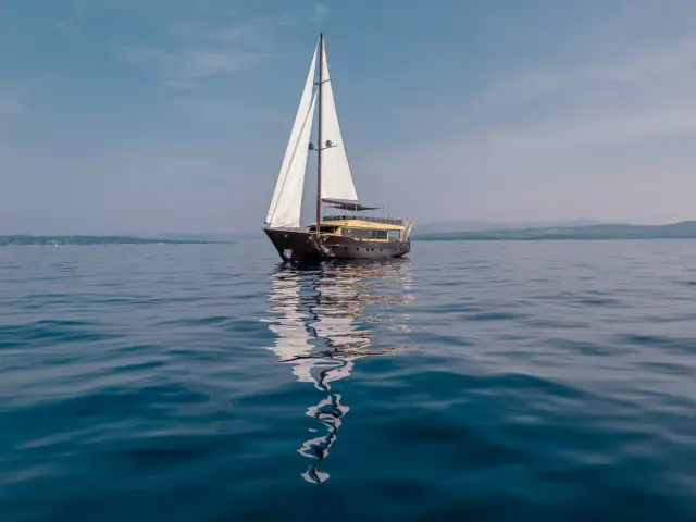 SANTA CLARA | Custom 27M — 4 / 46