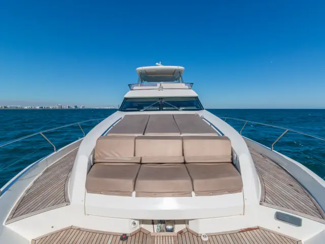 THE GOOD LIFE | Prestige 750 — 5 / 31